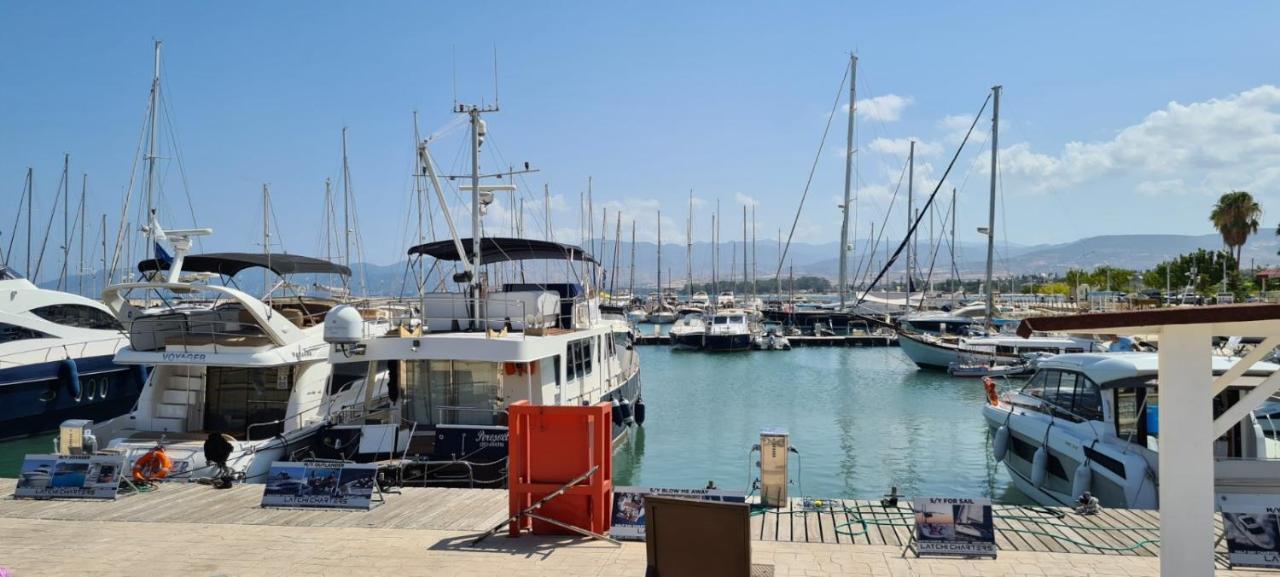 Area Διαμέρισμα *