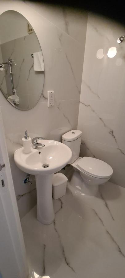 Area Apartment *